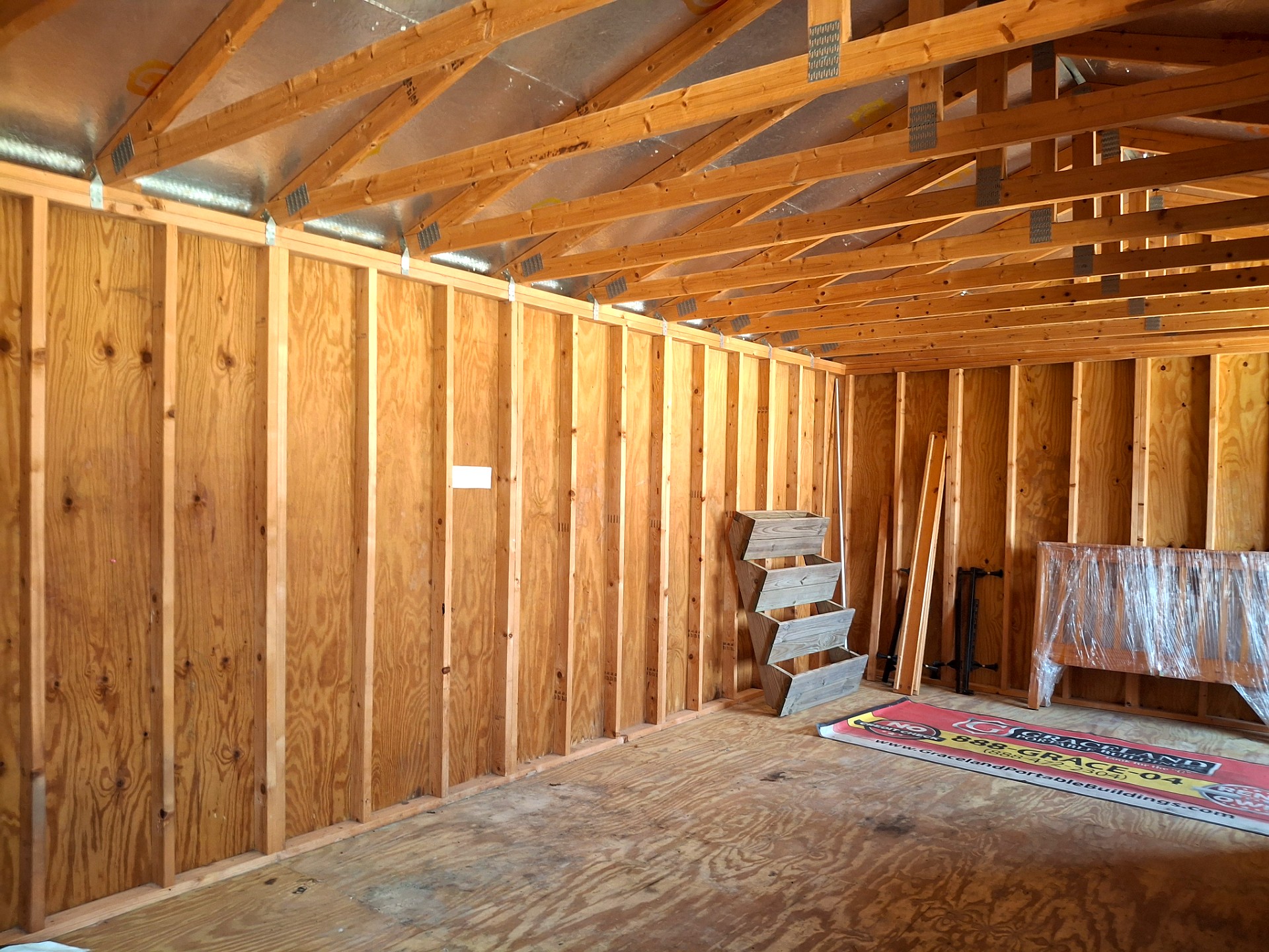 16x24 Side Porch Cabin at Kirbyville Lot - Essex Bros