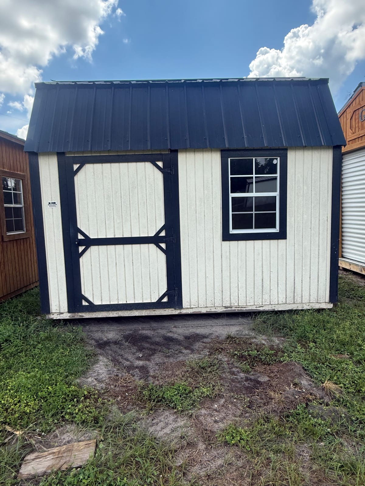 8x12 Side Lofted Barn at Moultrie Lot- Willis Buildings