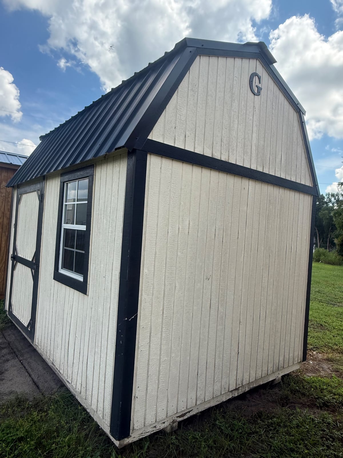 8x12 Side Lofted Barn at Willis Buildings