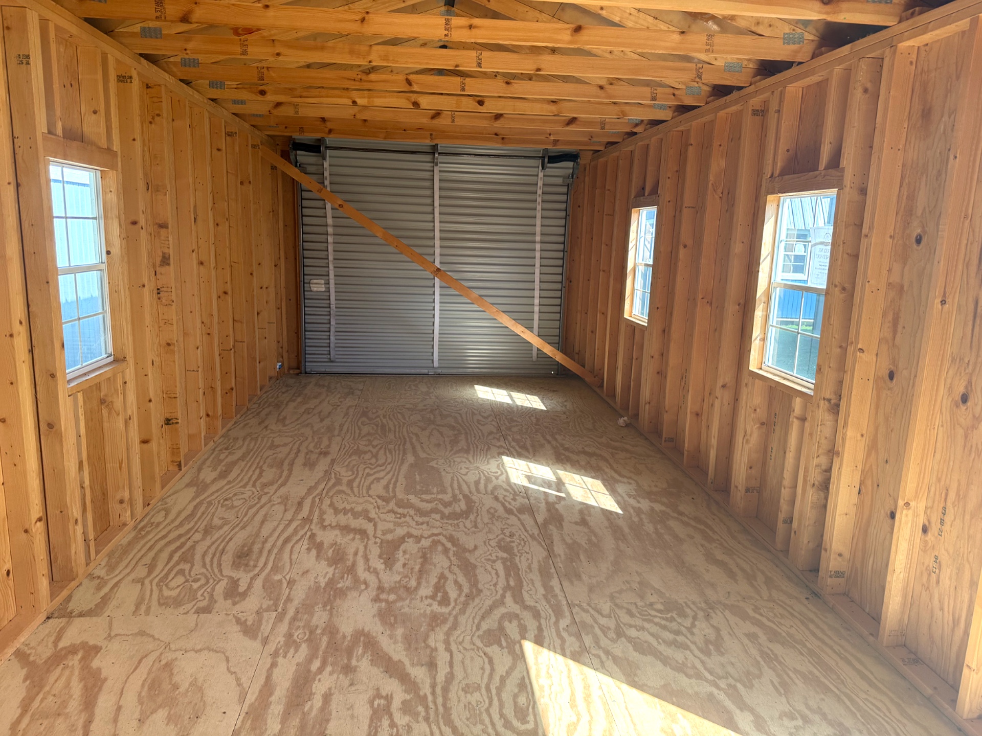 12x28 Garage at Willis Buildings