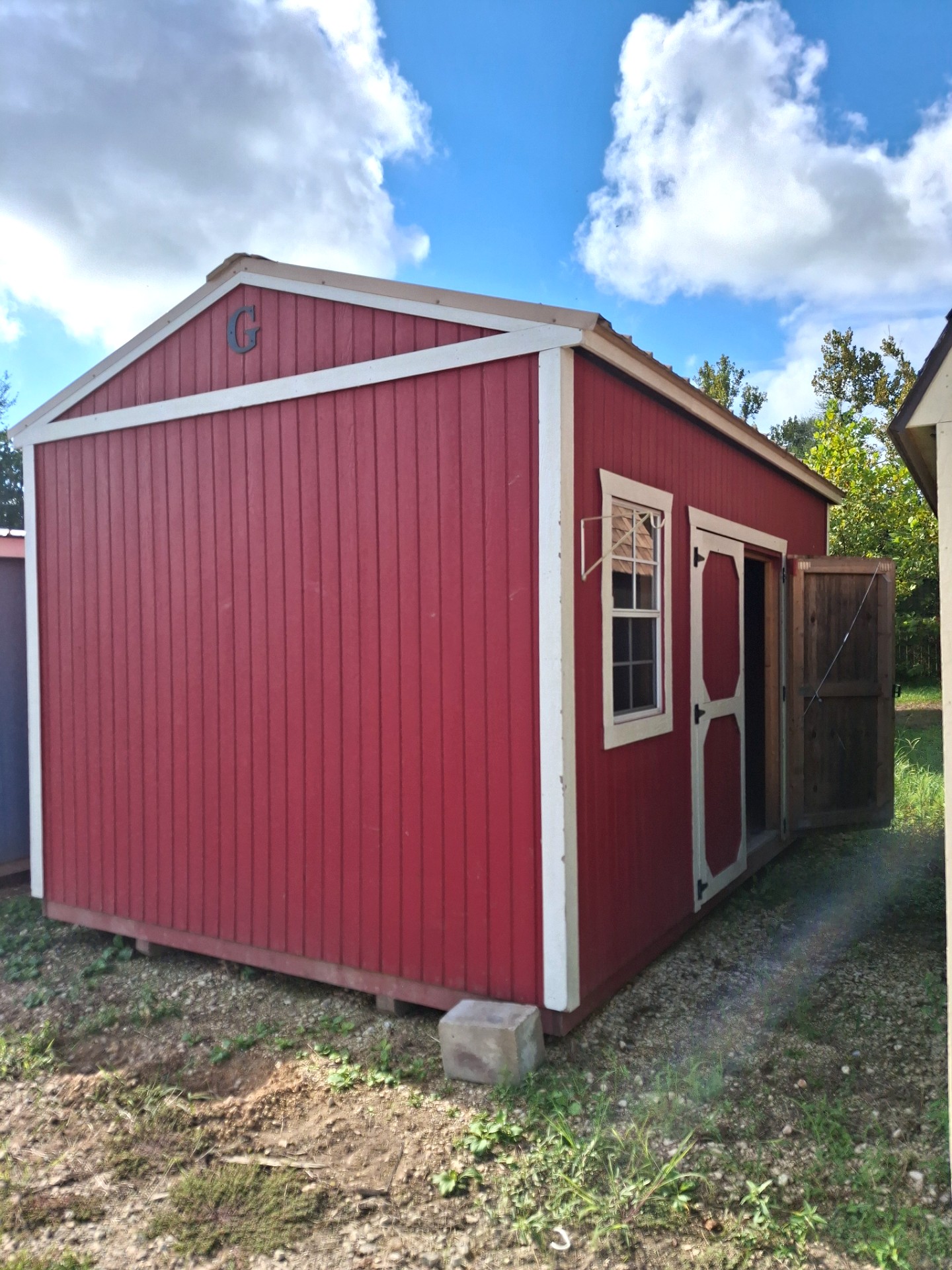 10x16 Garden Shed at Kirbyville Lot - Essex Bros
