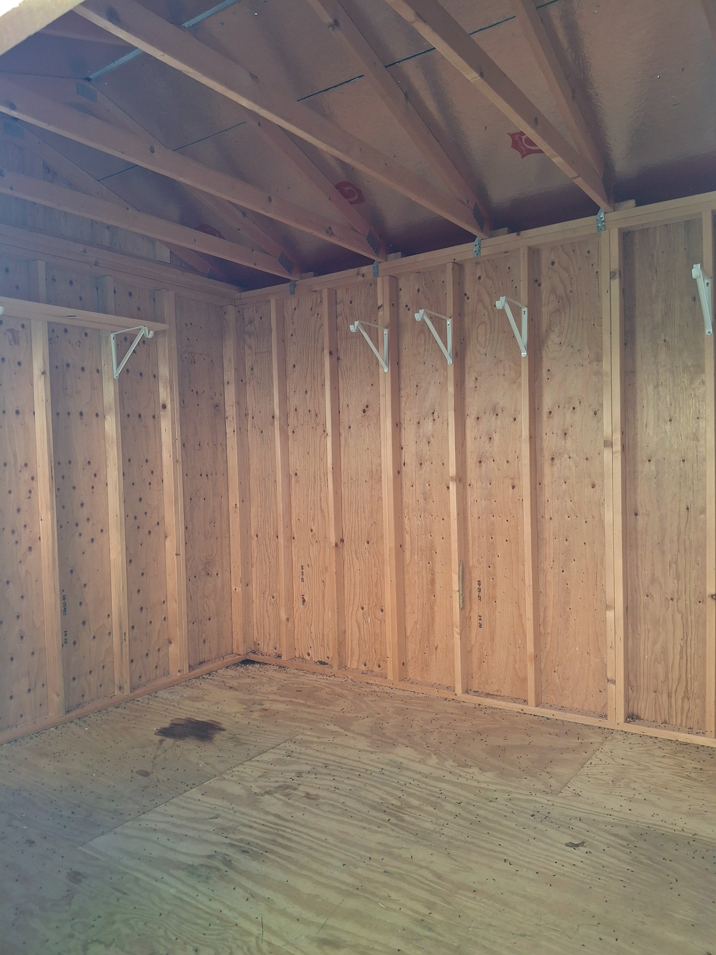 10x16 Garden Shed at Kirbyville Lot - Essex Bros