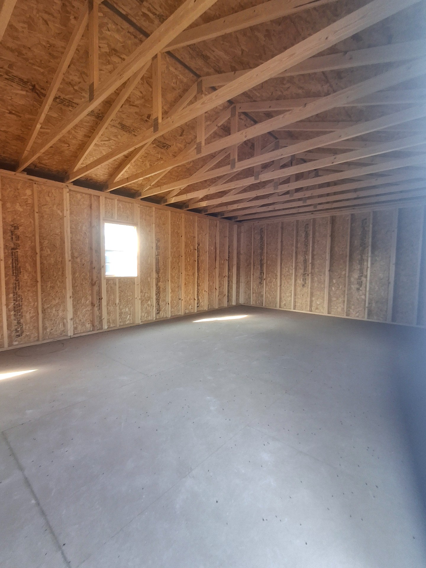 16x40 Garden Shed at Kirbyville Lot - Essex Bros
