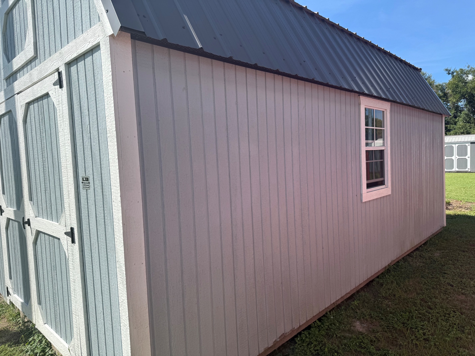 10x20 Lofted Barn at Willis Buildings