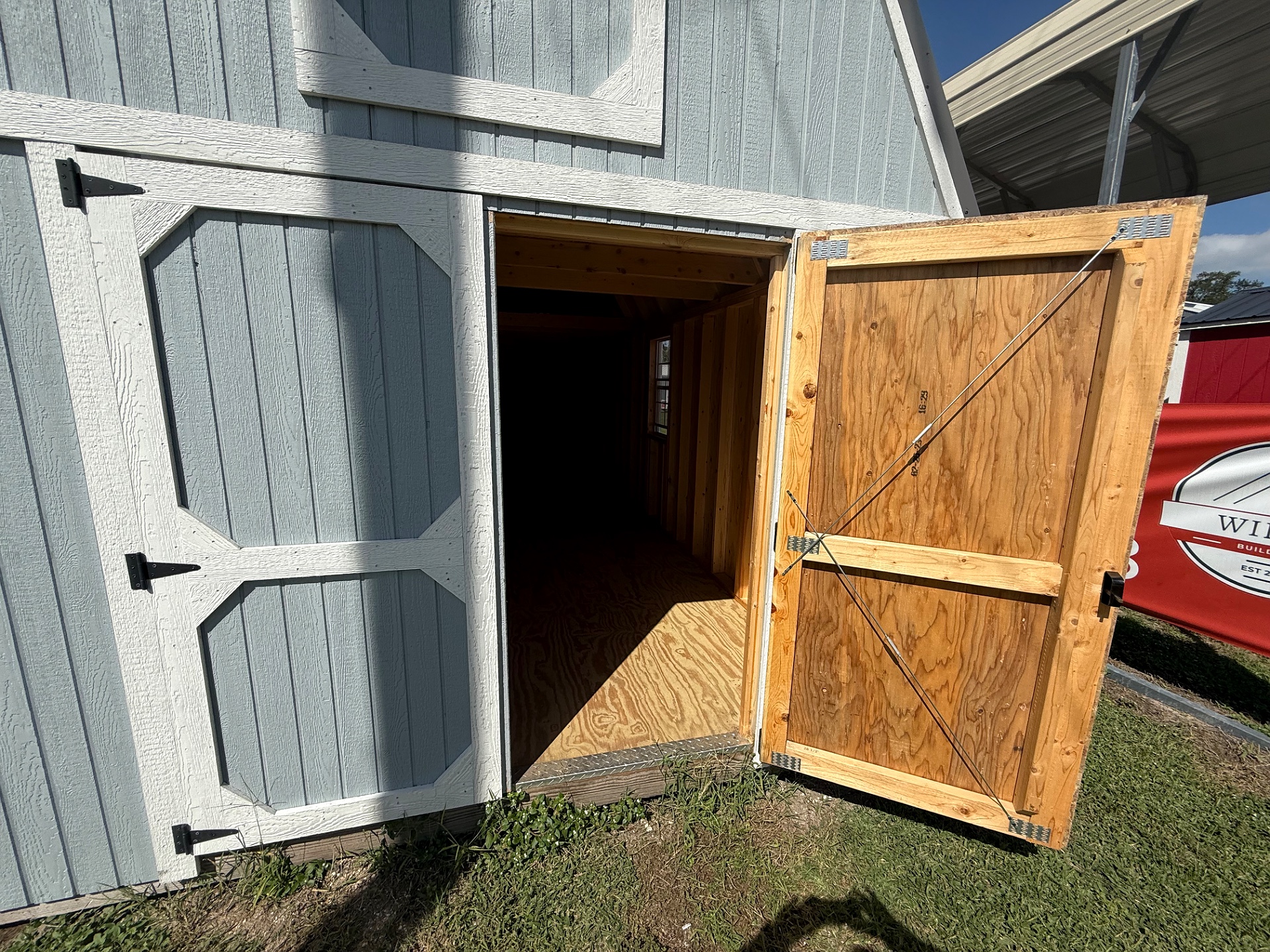 10x20 Lofted Barn at Willis Buildings