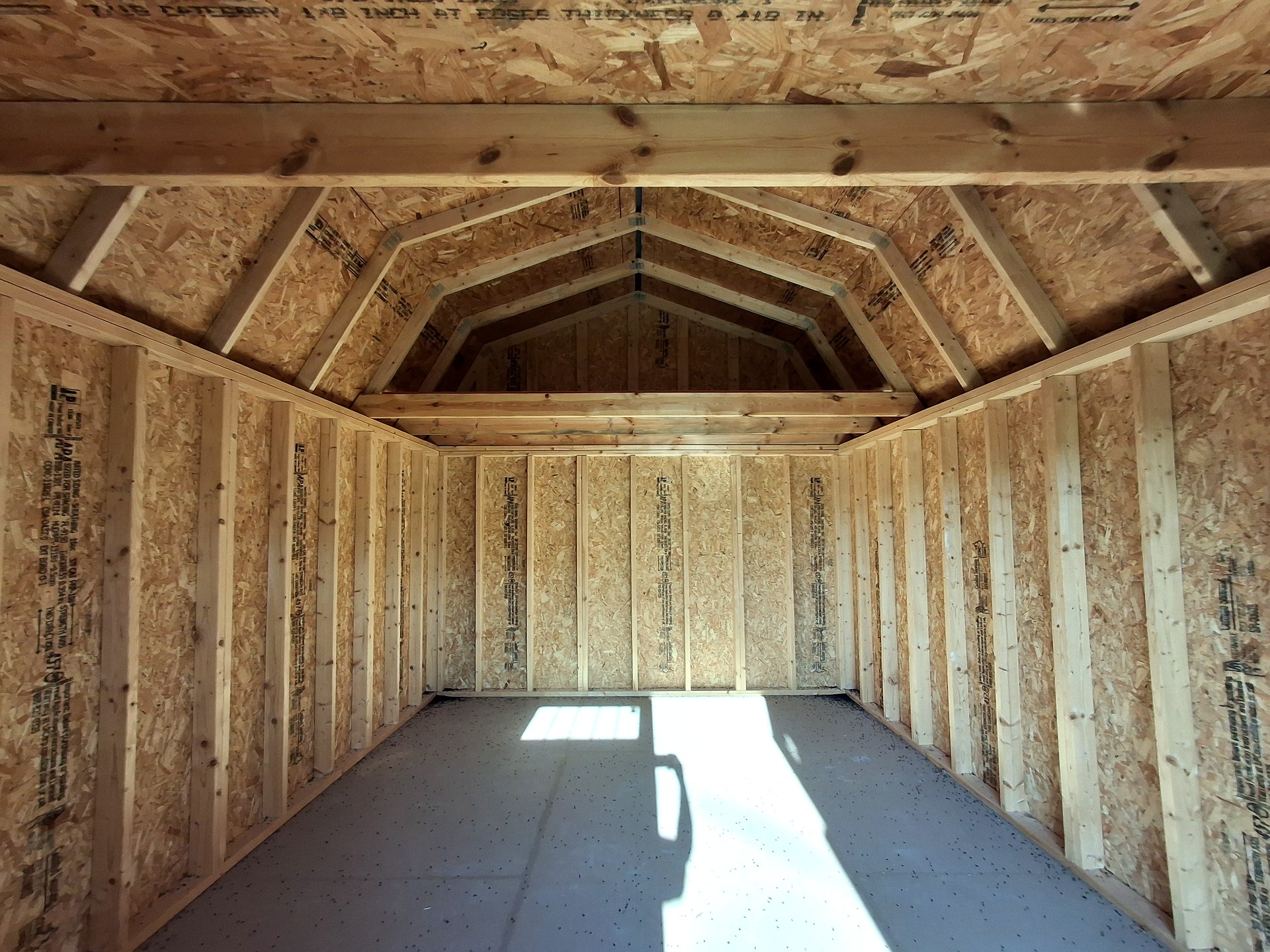 12x16 Lofted Barn at Kirbyville Lot - Essex Bros