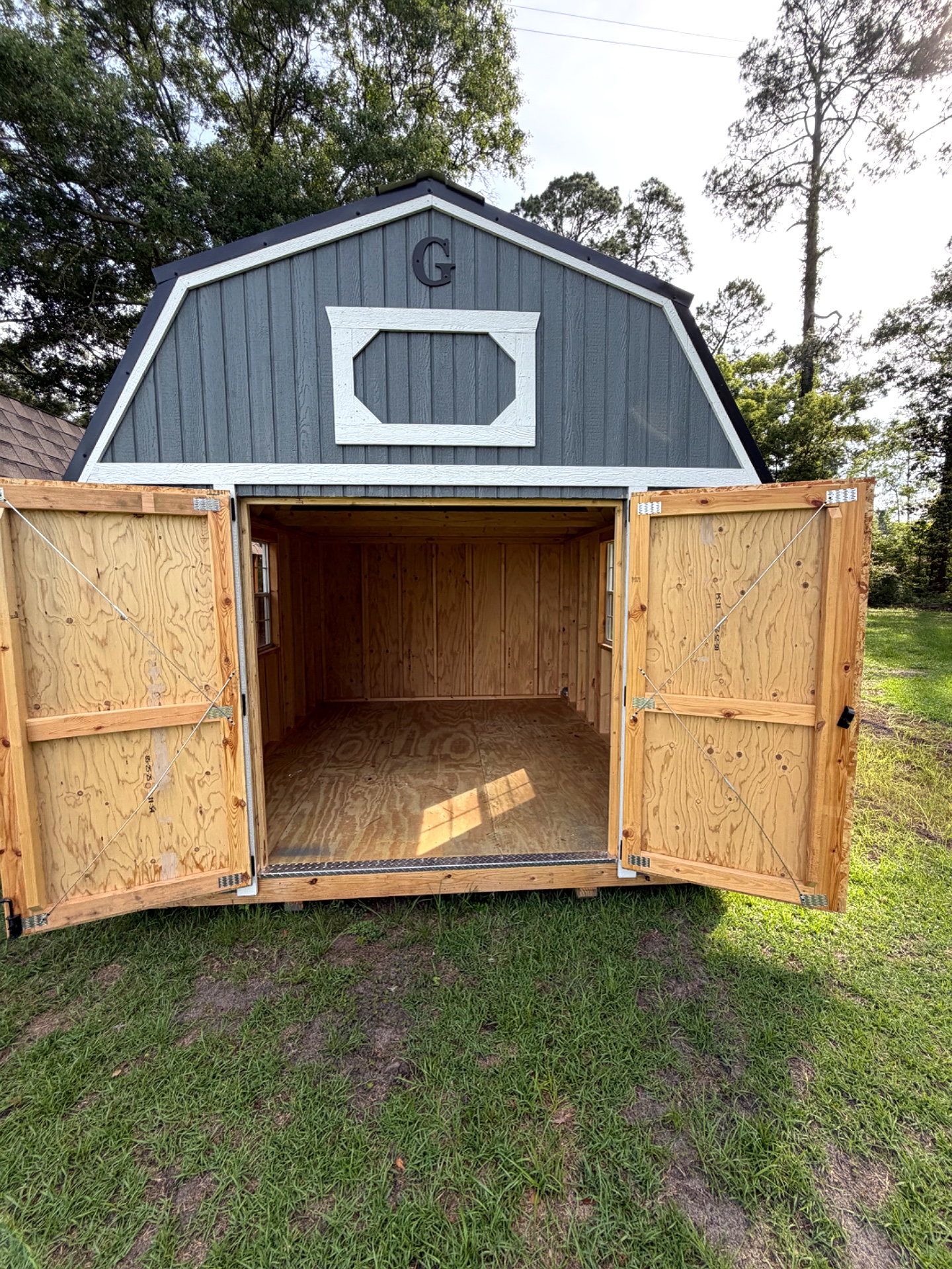 10x12 Lofted Barn at Willis Buildings