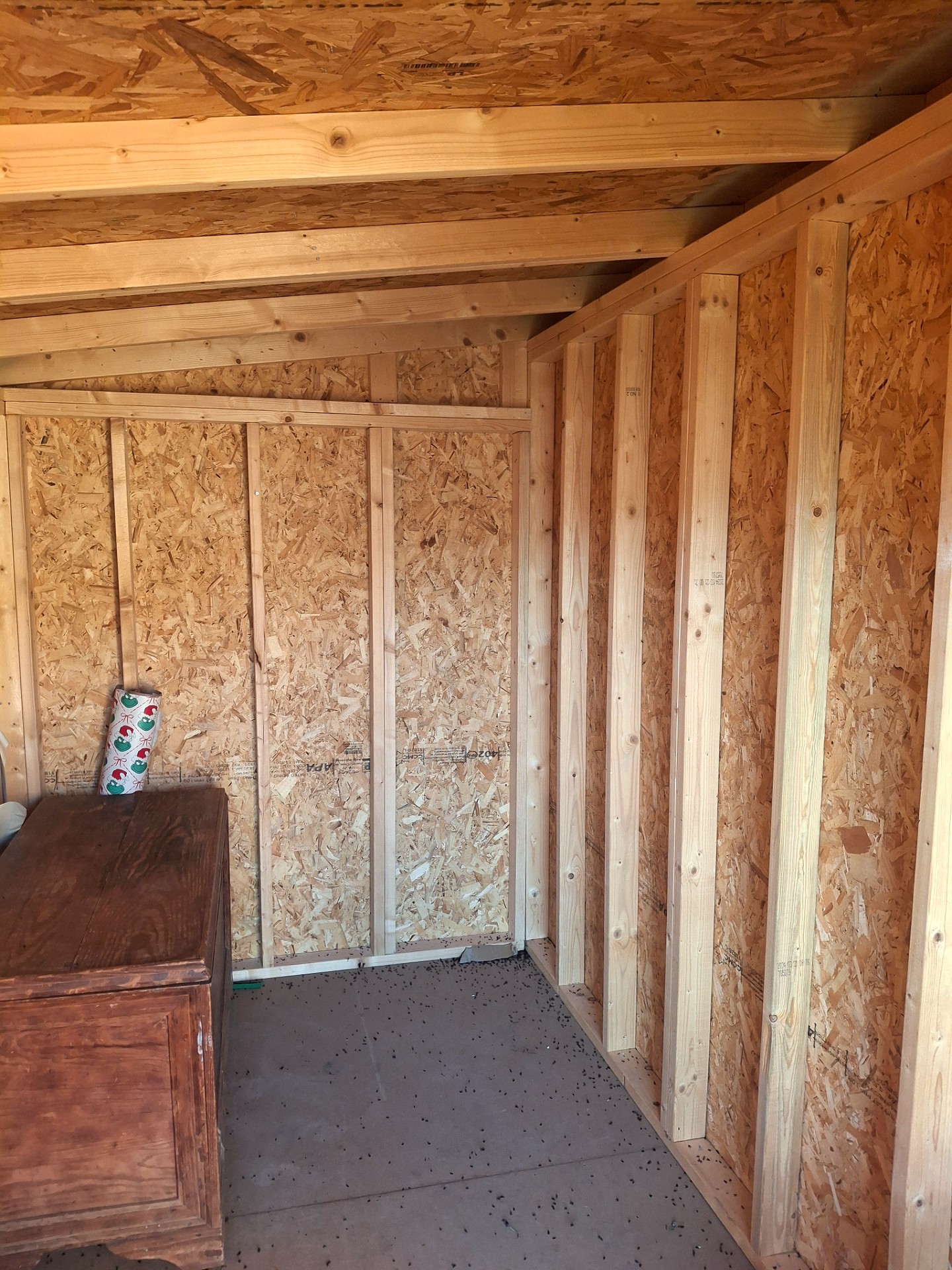 6x12 Mini Shed at Kirbyville Lot - Essex Bros