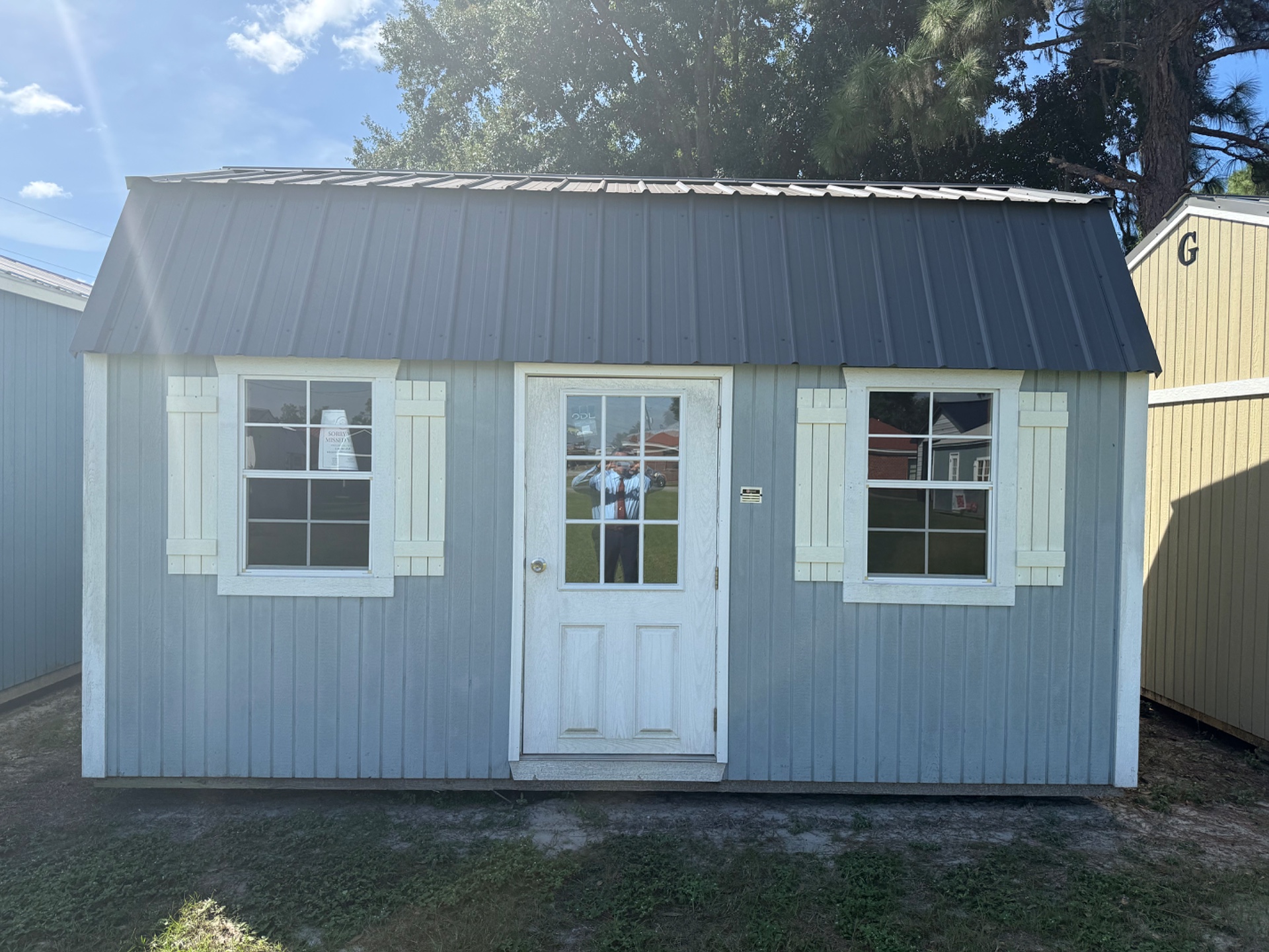 10x16 Side Lofted Barn at Willis Buildings
