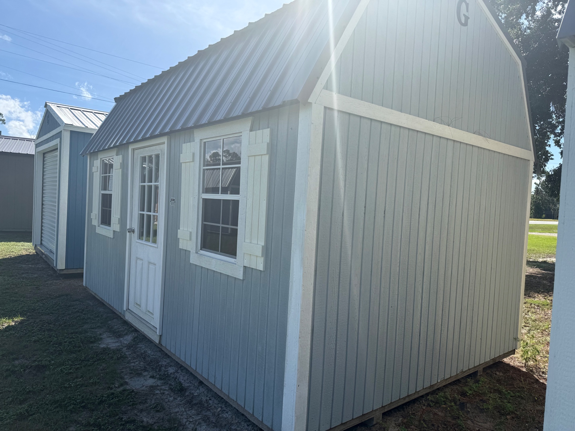 10x16 Side Lofted Barn at Willis Buildings