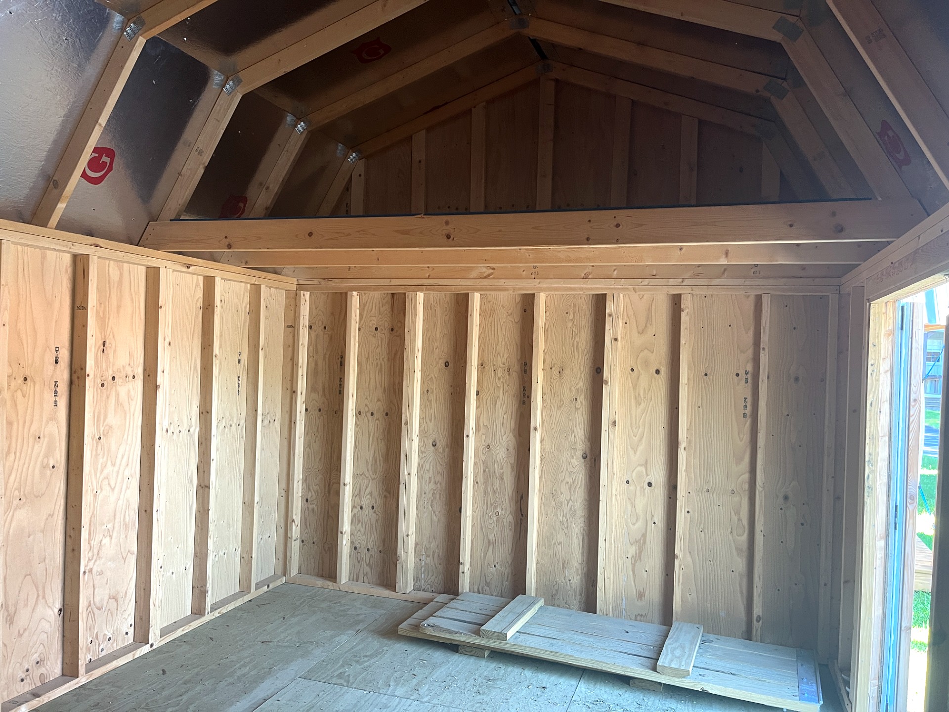 12x16 Side Lofted Barn at Portable Buildings of Ravenel