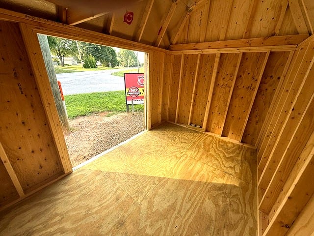 8x12 Side Lofted Barn at Graceland Portable Buildings of the Carolinas / Dixie Motors, LLC