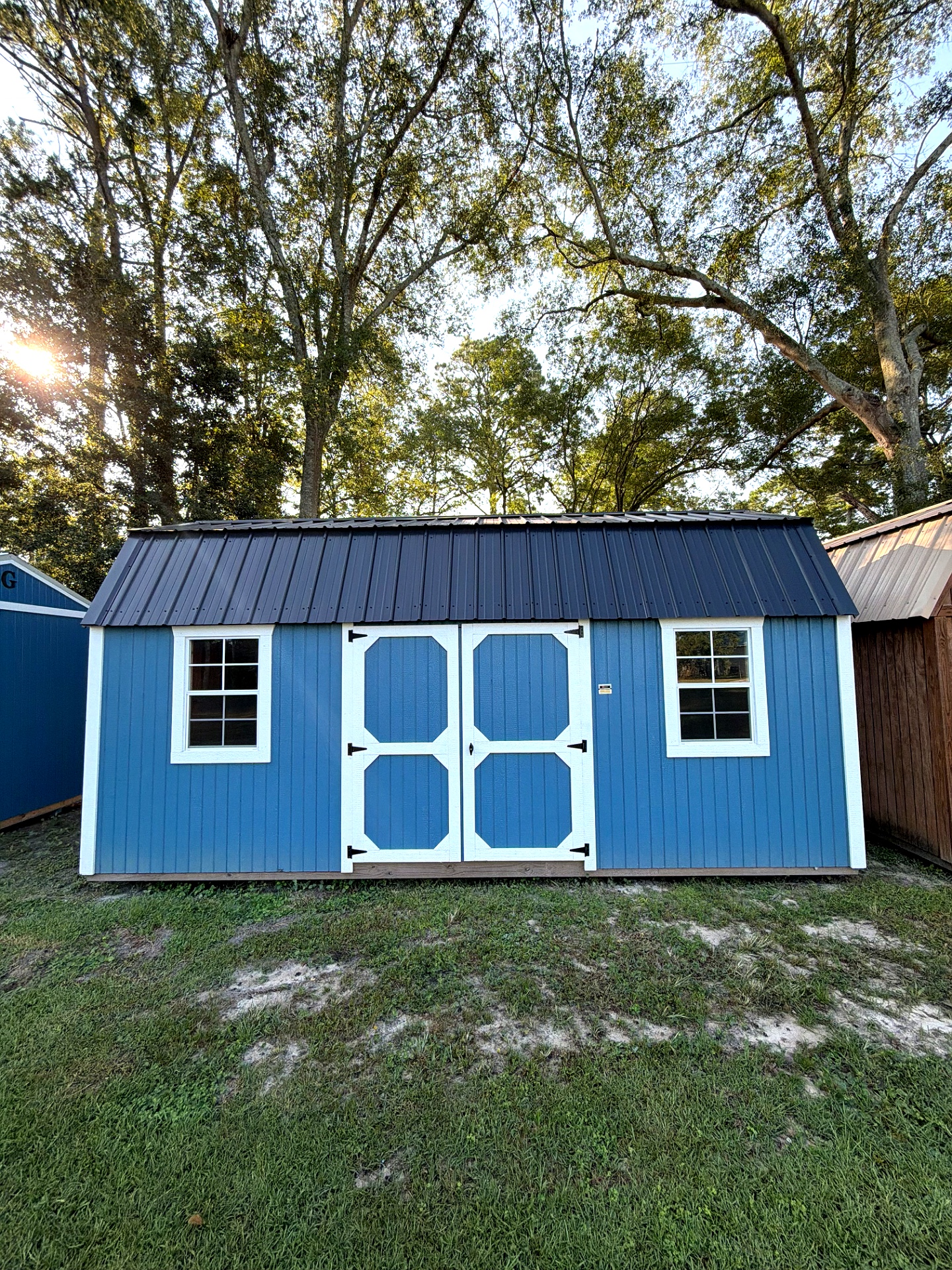 10x20 Side Lofted Barn at Willis Buildings