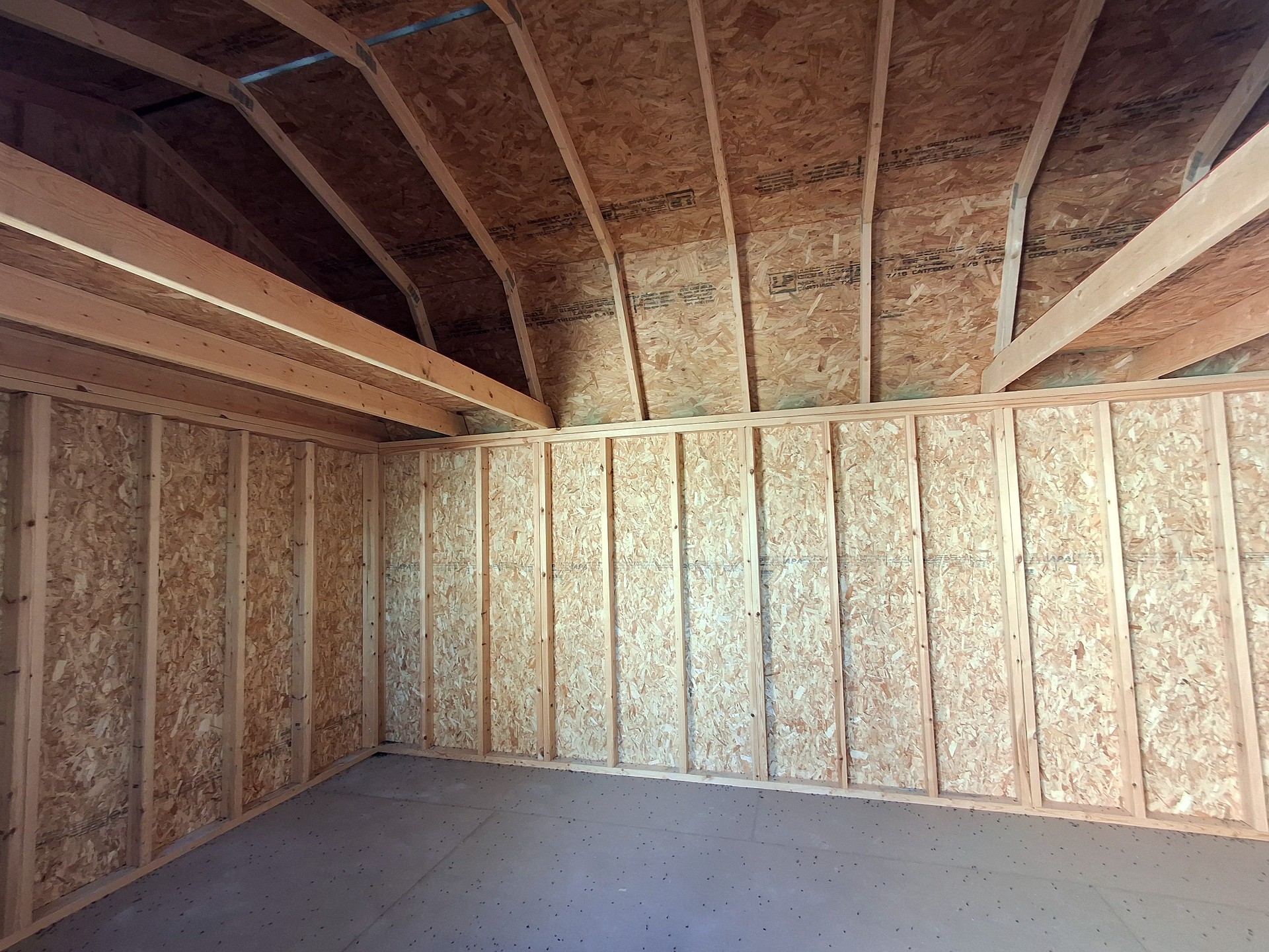 10x16 Side Lofted Barn at Kirbyville Lot - Essex Bros