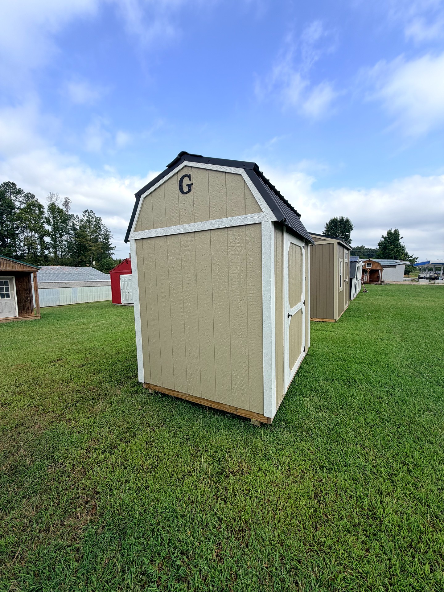 6x8 Side Lofted Barn at Graceland of Cumming