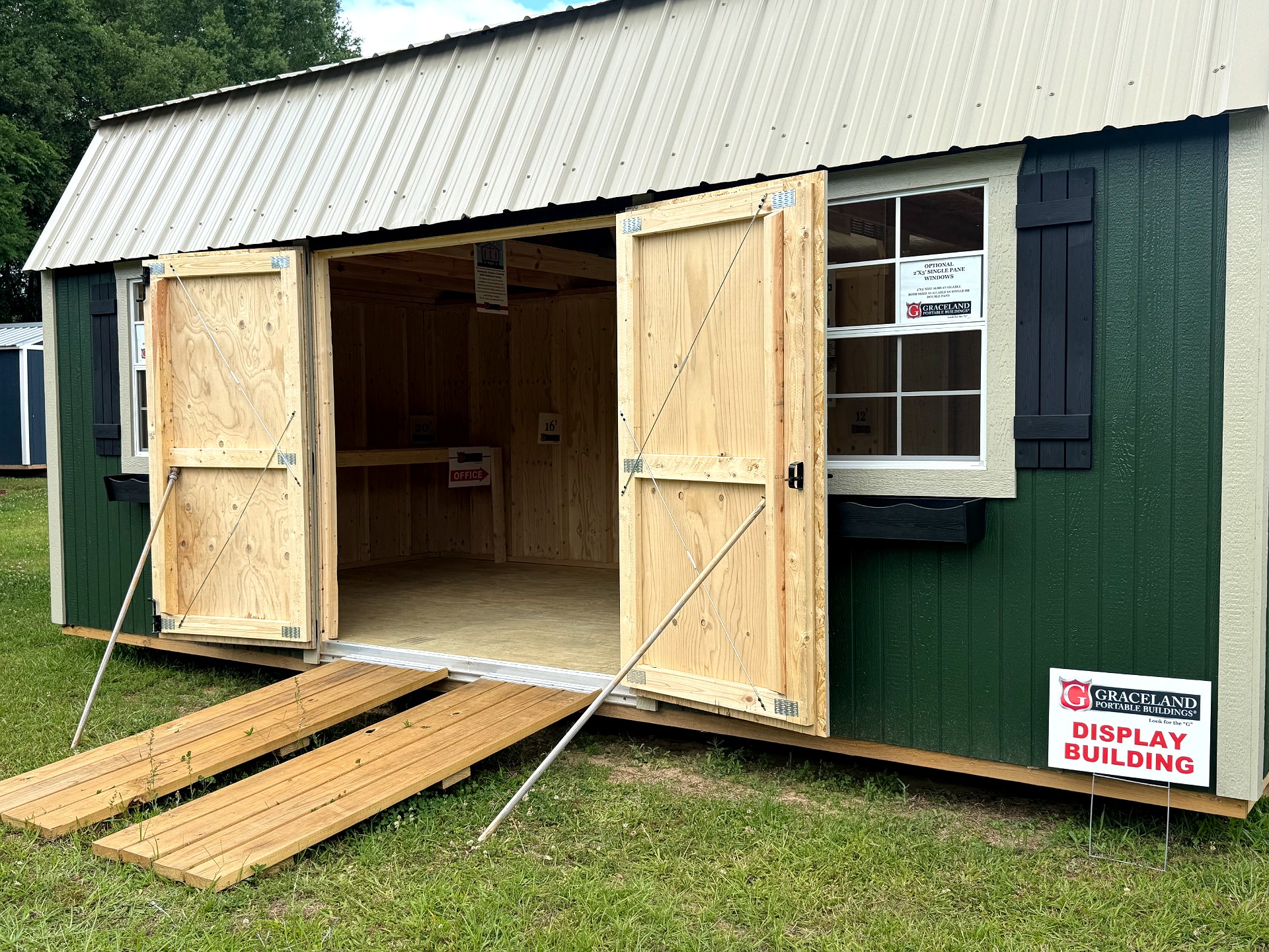 10x20 Side Lofted Barn at Southern Ag Equipment, LLC - Saint Francisville, Louisiana