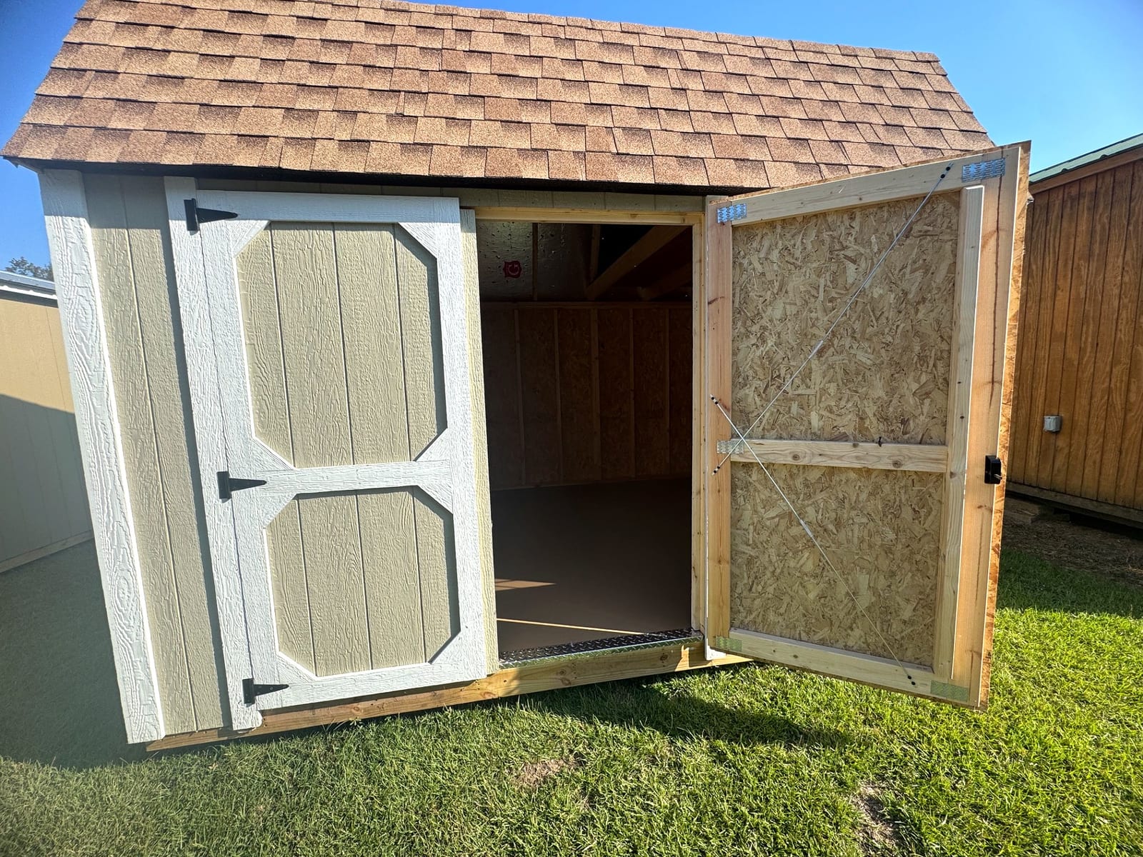 10x12 Side Lofted Barn at Southern Ag Equipment, LLC - Saint Francisville, Louisiana