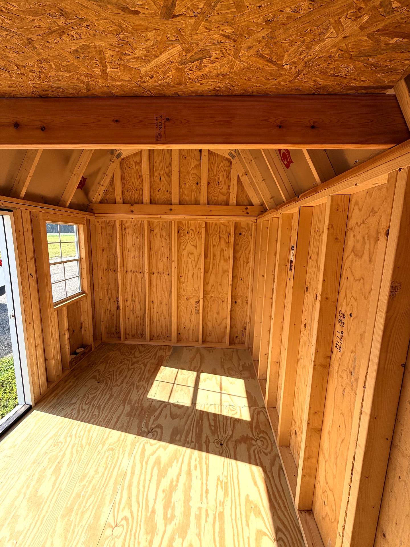 8x12 Side Lofted Barn at Graceland of Cumming