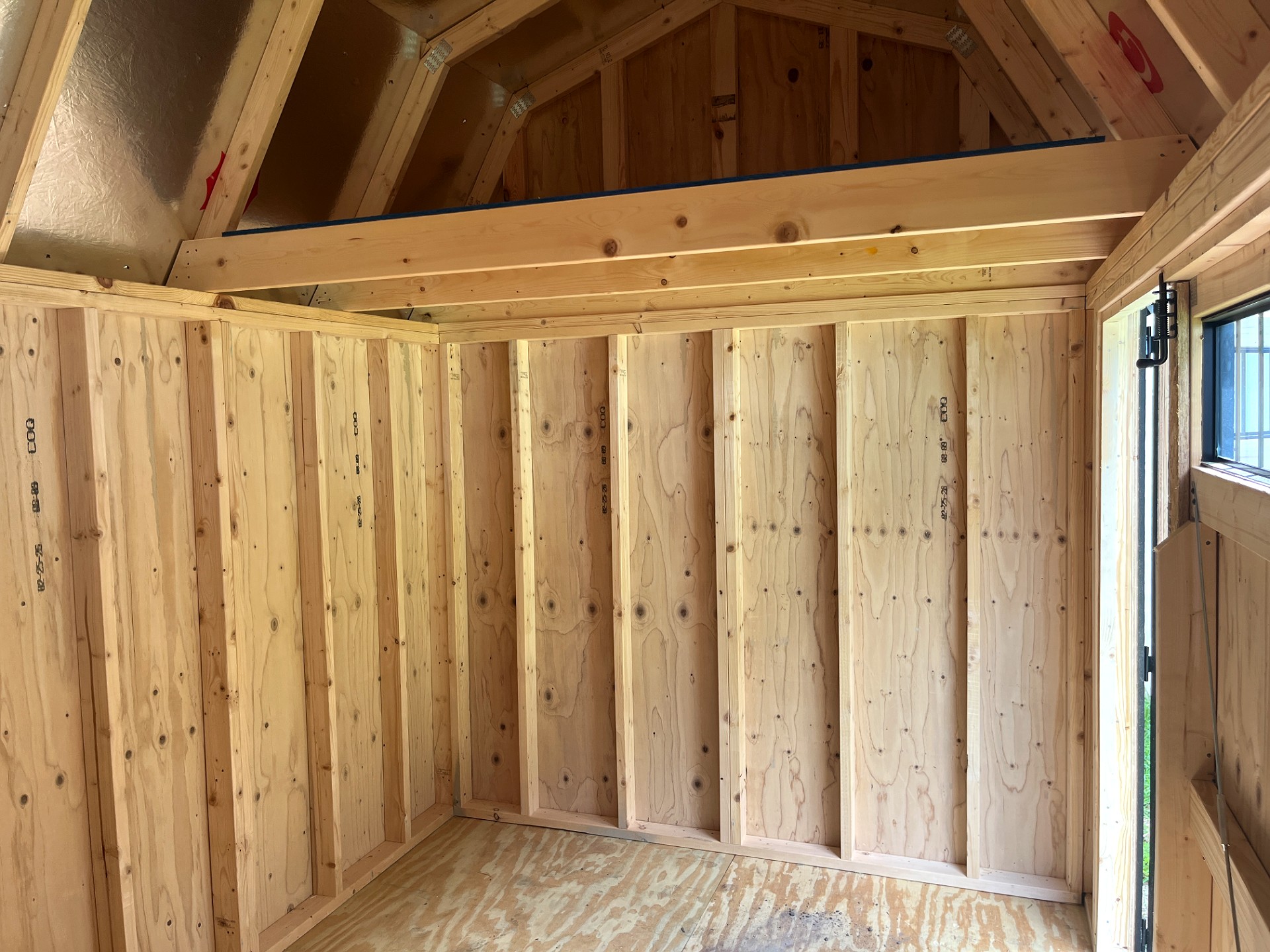 8x12 Side Lofted Barn at Portable Buildings of Ravenel