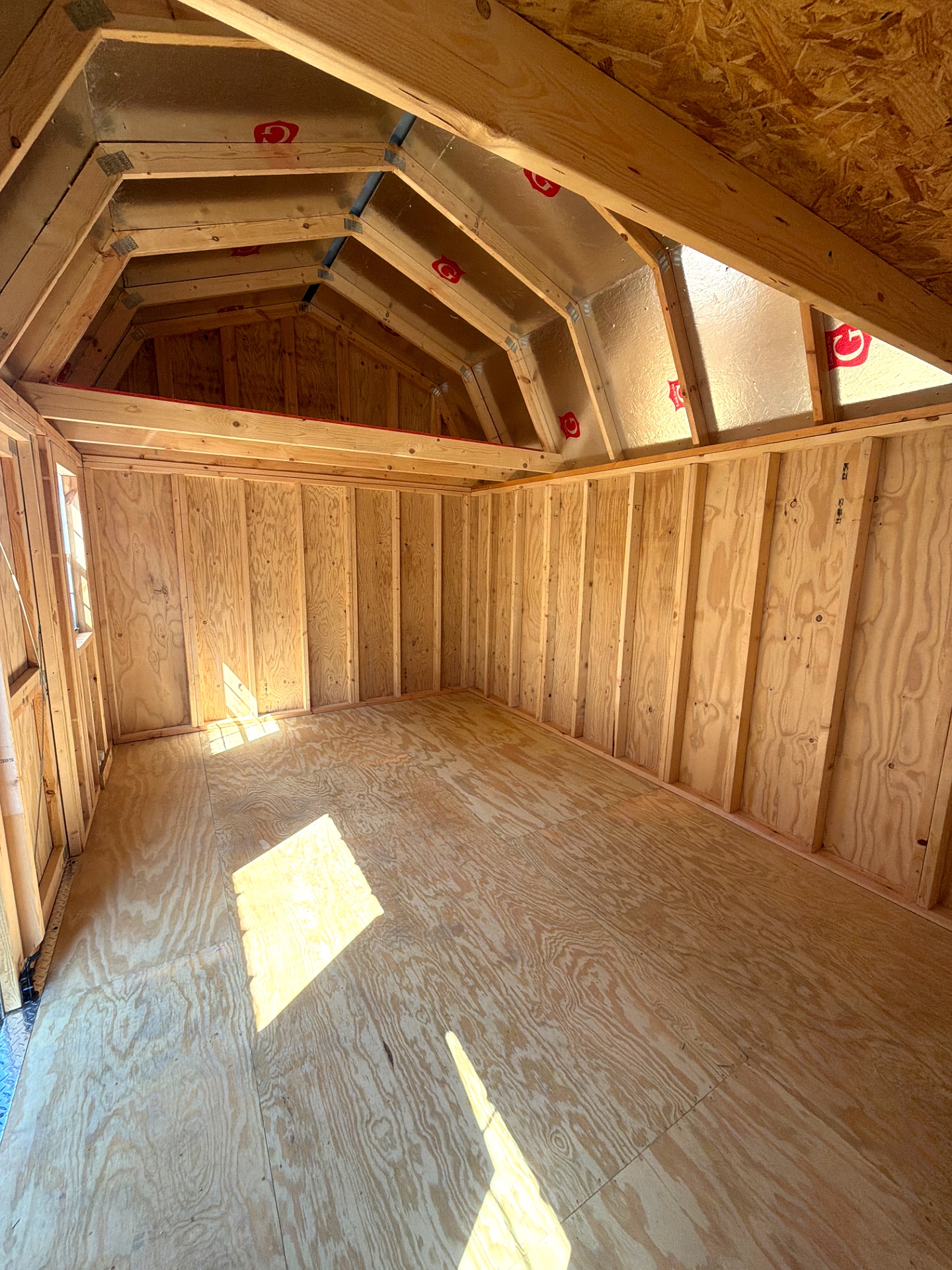 10x16 Side Lofted Barn at Jimmy's Portable Buildings of Savannah, TN