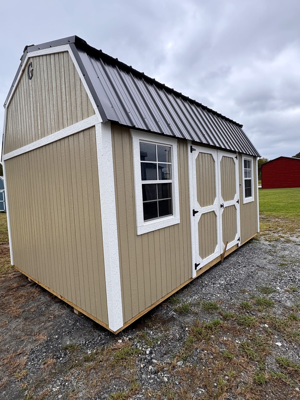 10x16 Side Lofted Barn at Graceland of Cumming