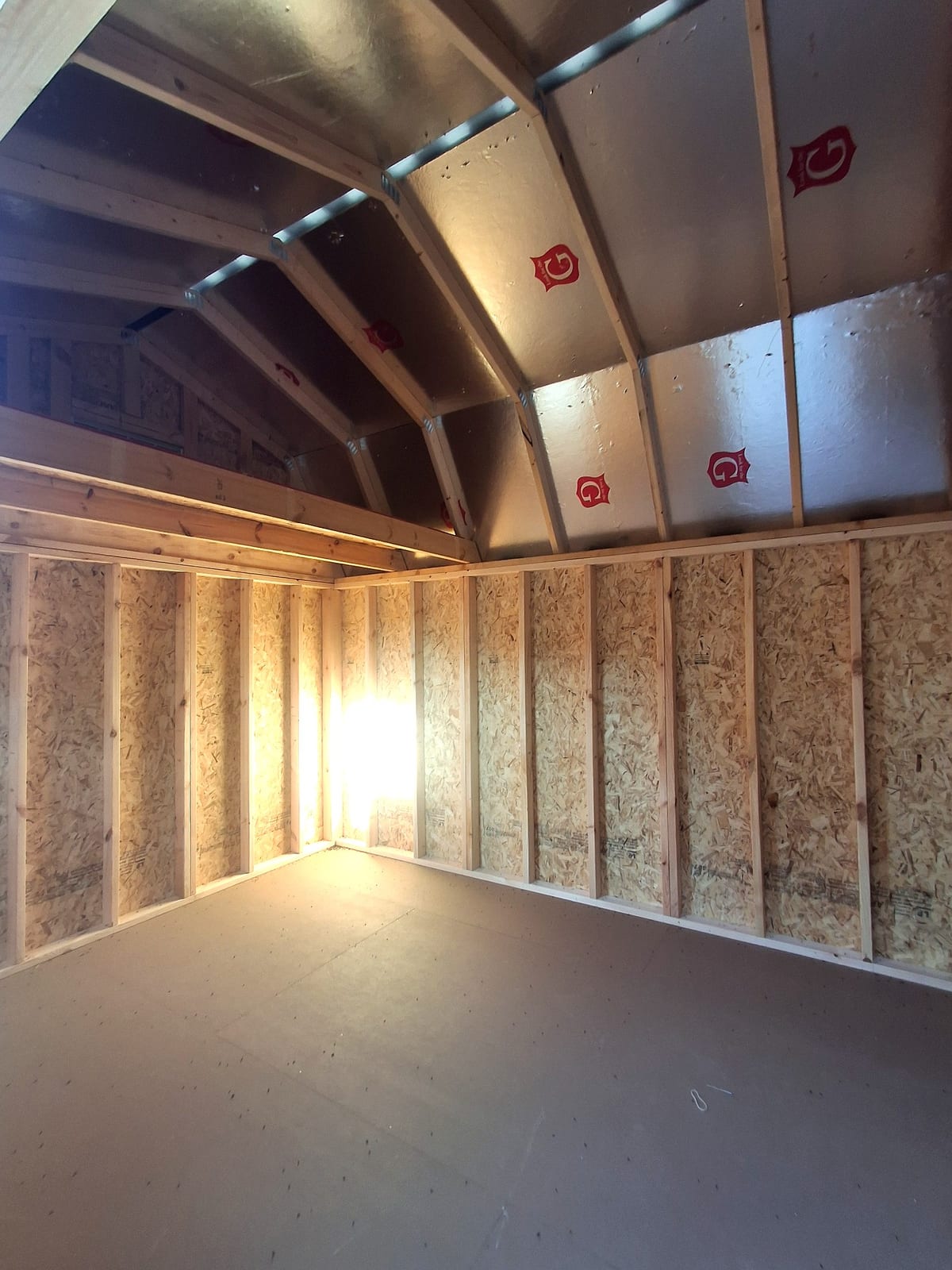 10x16 Side Lofted Barn at Kirbyville Lot - Essex Bros