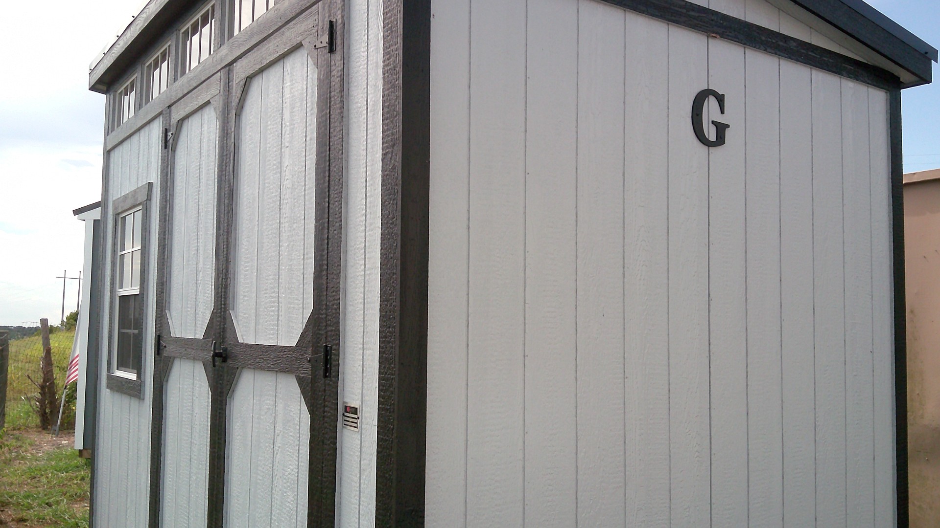 8x12 Urban Shed at Hill  Top Sales