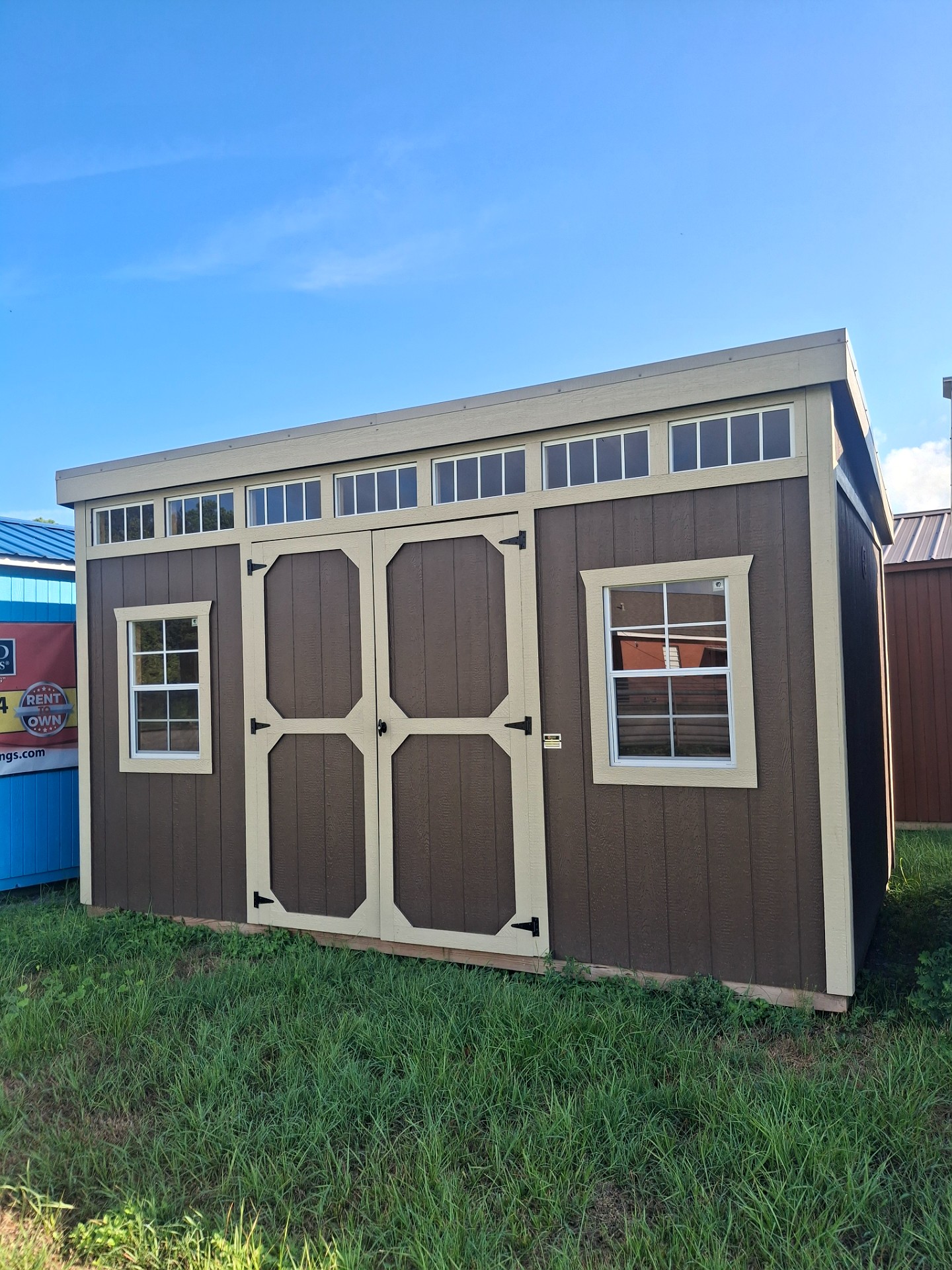 10x16 Urban Shed at Kirbyville Lot - Essex Bros