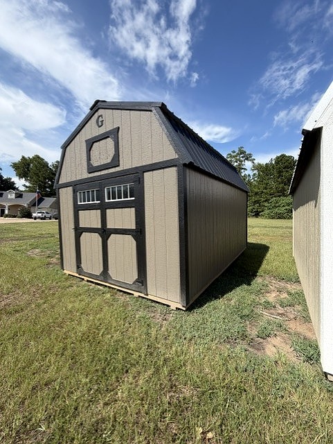 12x16 Lofted Barn at Truesite Portable Buildings